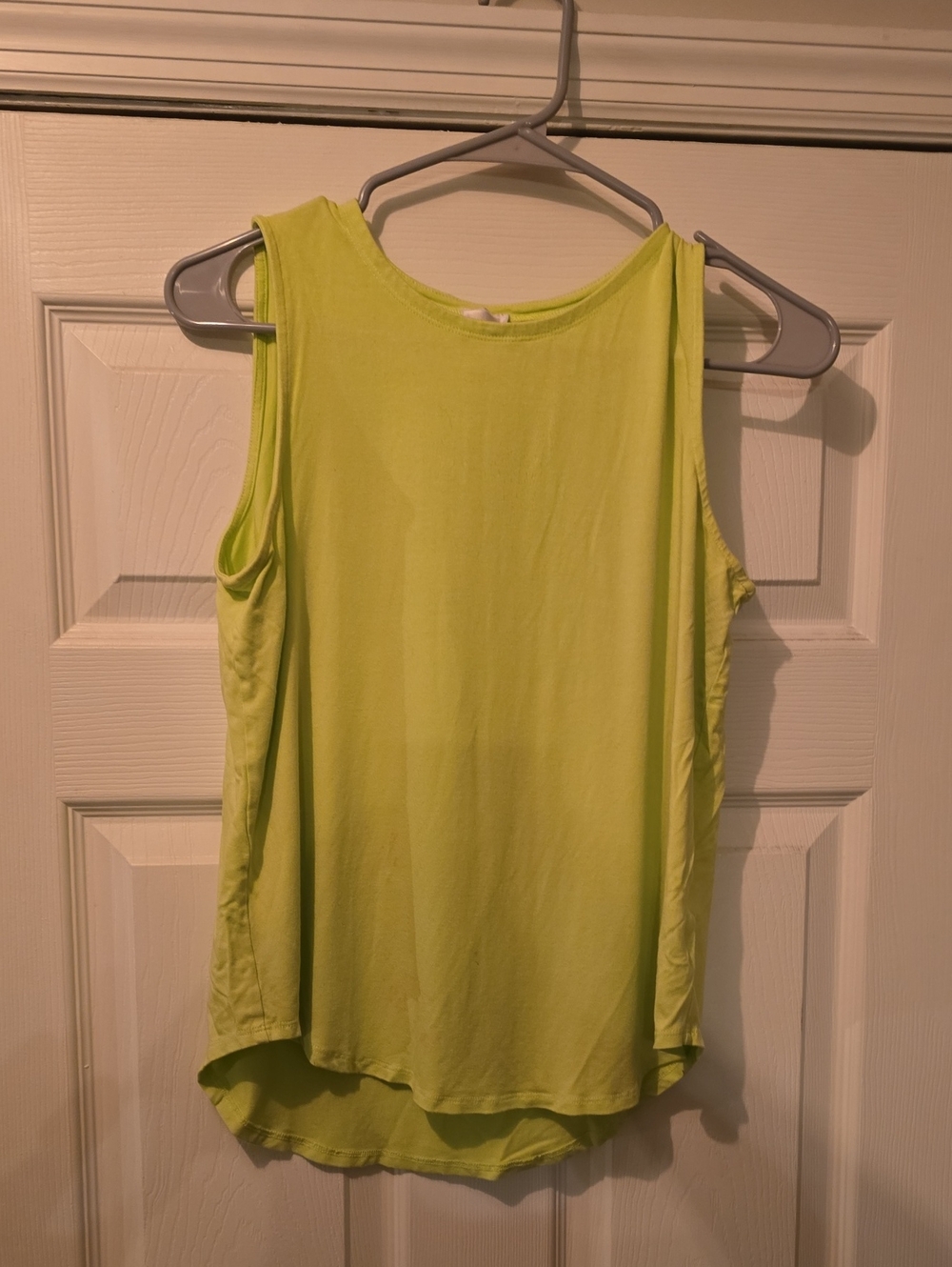 Cupio Sleeveless Tank Top in Lime Green